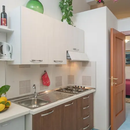 Pensjonat Giovanni's House 4*