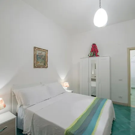 Giovanni's House 2*